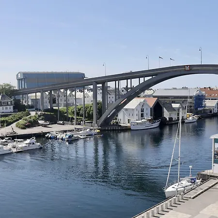 Hotel Quality Maritim 4*